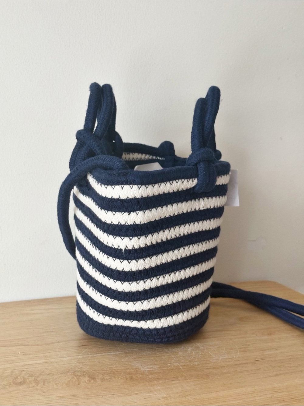 GAP Mini Nautical Stripe Rope Crossbody Bucket Bag Tote Navy and White - Picture 4 of 12